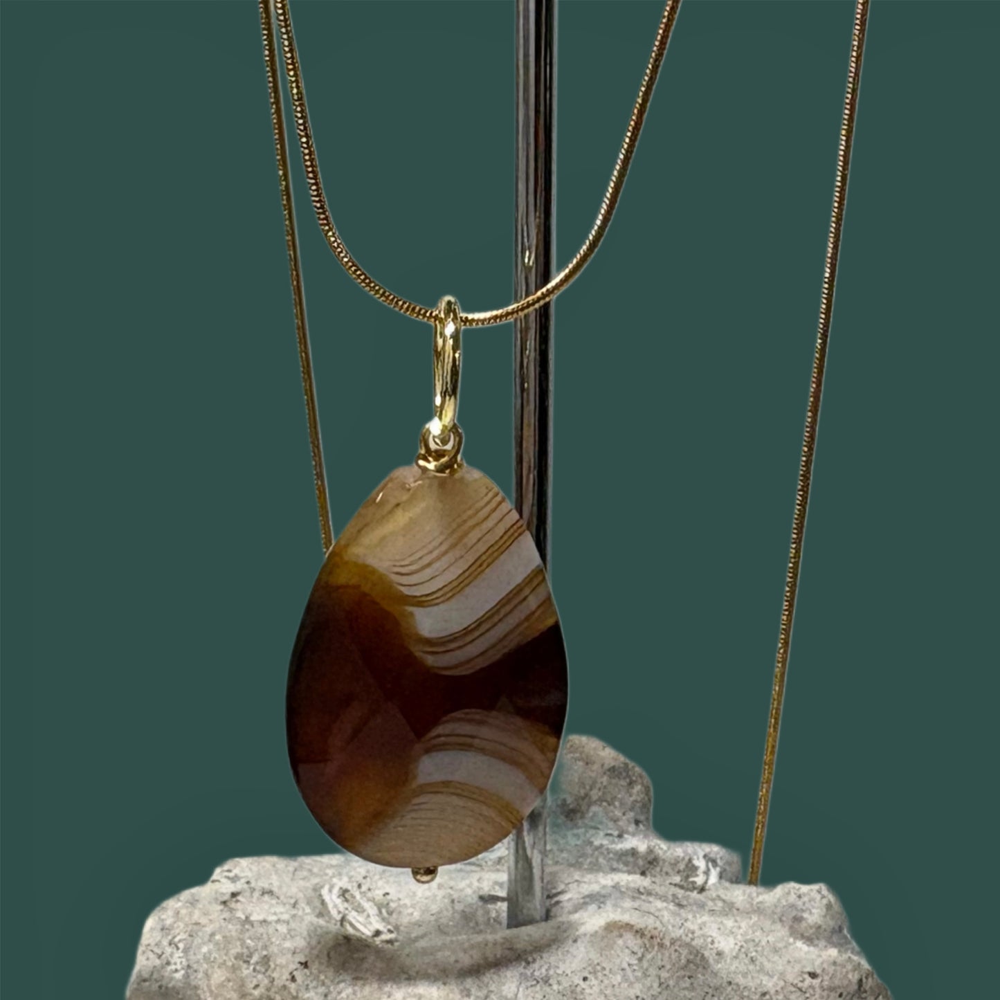 Colgante de "Ágata Sardónica"