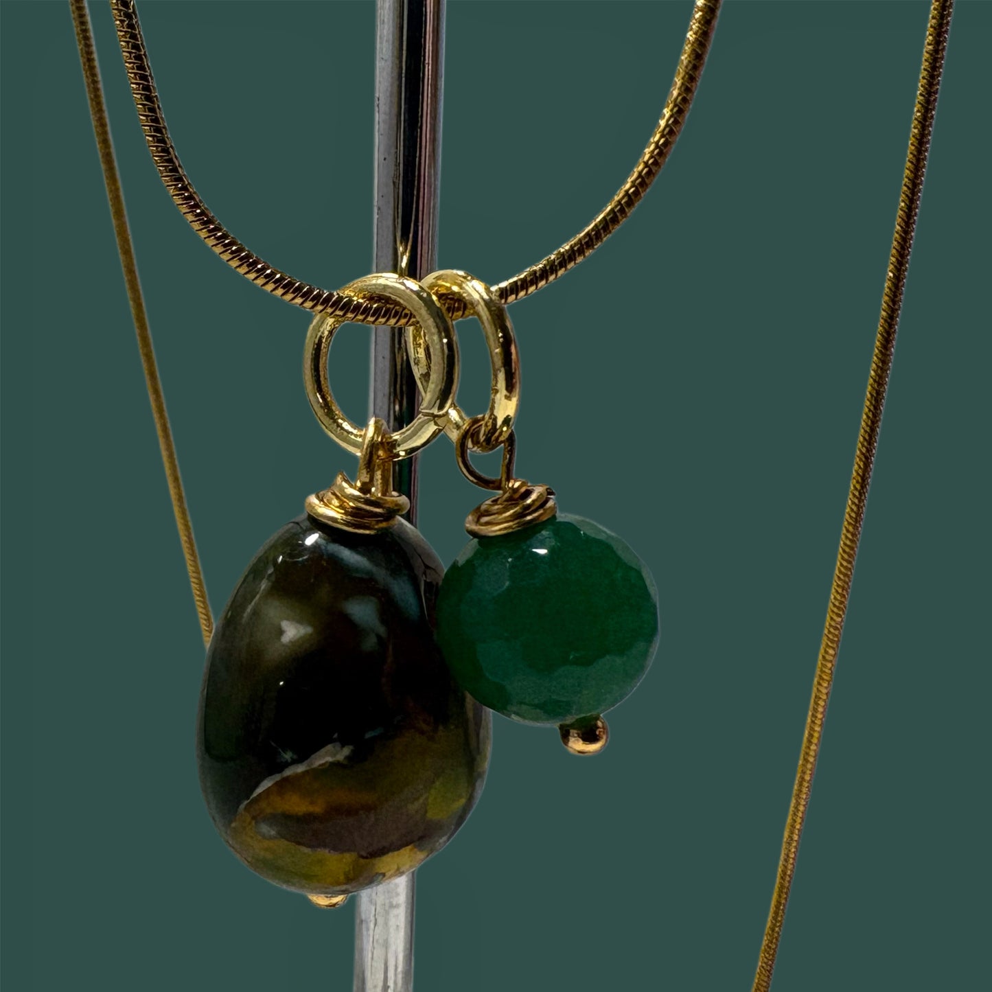 Colgante de "Ágata craquelada y jadeita"